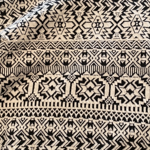 Aztec Dress - Picture 4 of 4